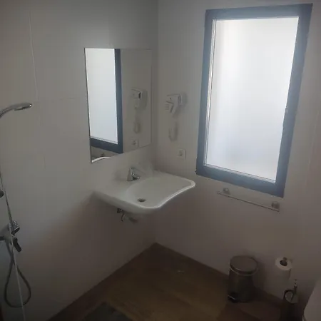Rosales Bed & Breakfast Almazcara