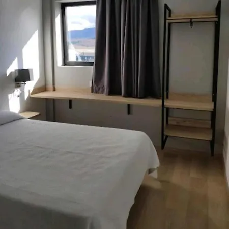 Bed & Breakfast Rosales Almazcara