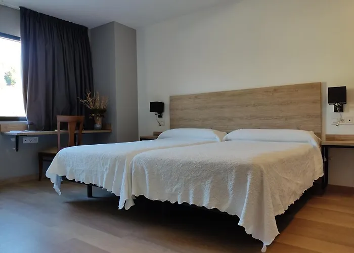 Rosales 3* Almázcara