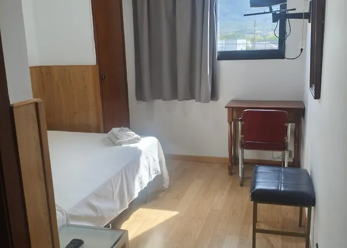 Rosales Nocleg ze śniadaniem